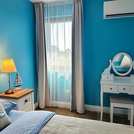 5 - Sun Terrace In Center * וארנה